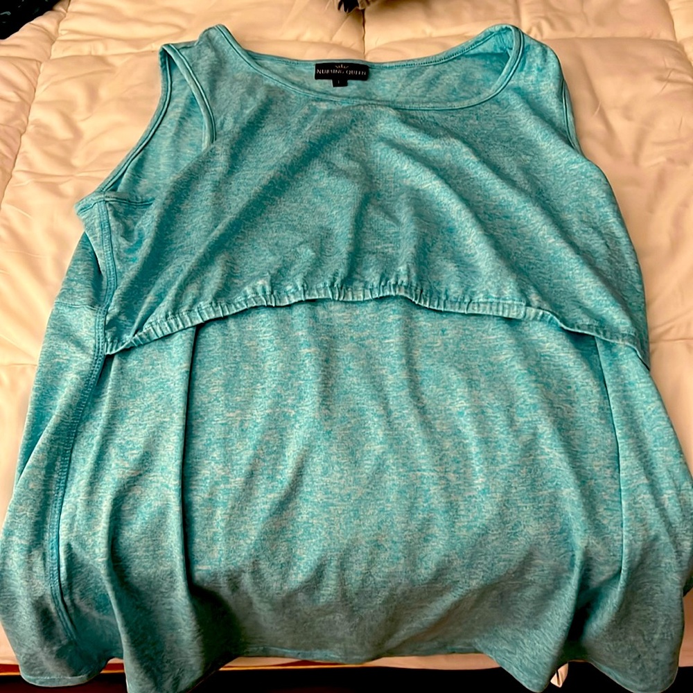 Nursing Queen exercise top